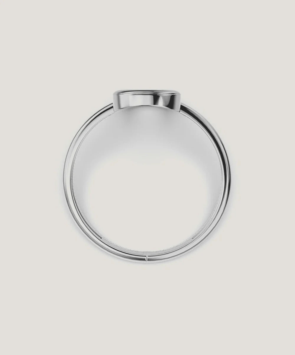 Peelerie jewelry piece in midnight luxury editorial product photo, high-contrast studio lighting