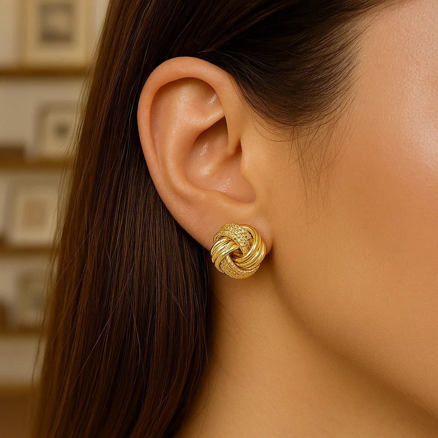 Peelerie jewelry piece in midnight luxury editorial product photo, high-contrast studio lighting