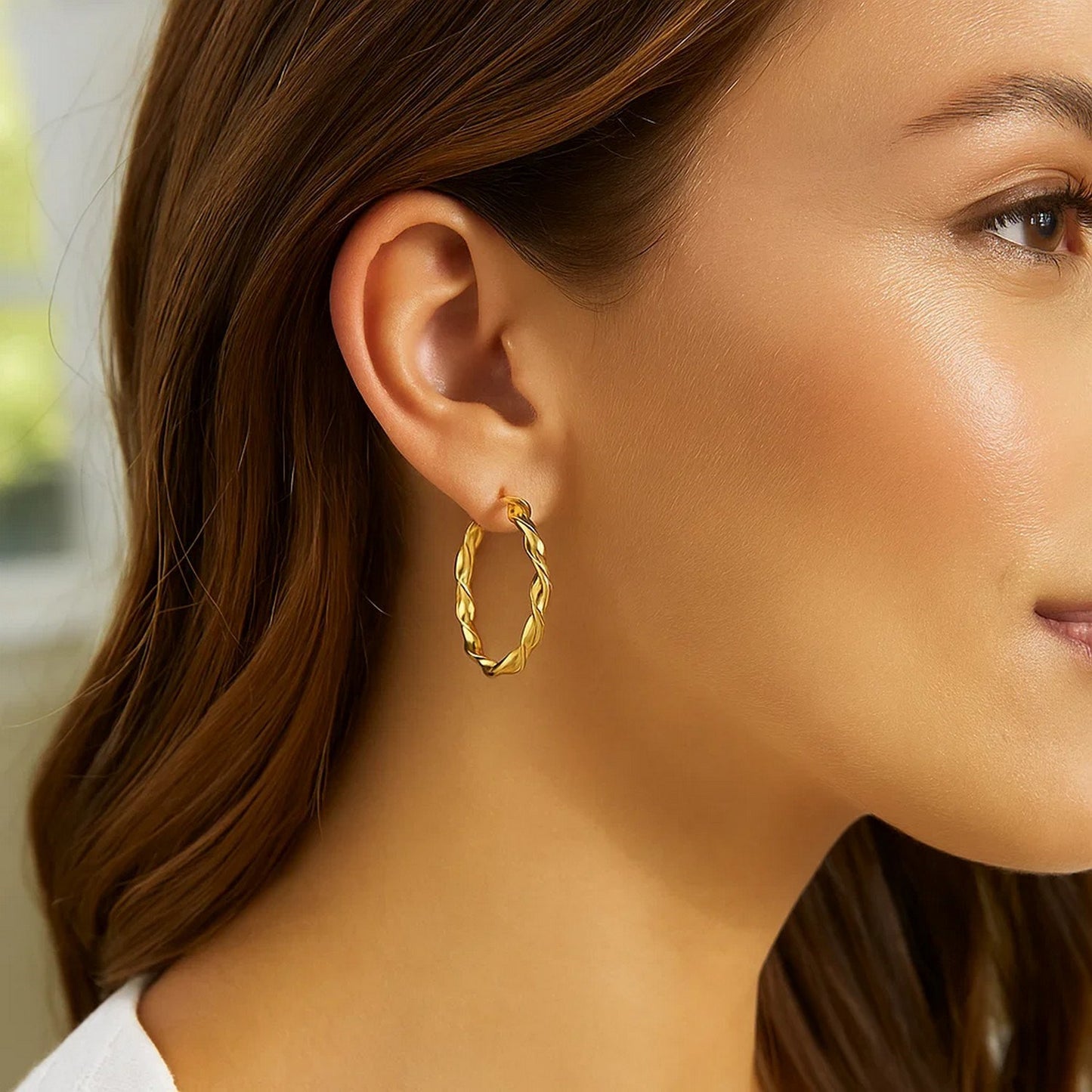 Peelerie jewelry piece in midnight luxury editorial product photo, high-contrast studio lighting