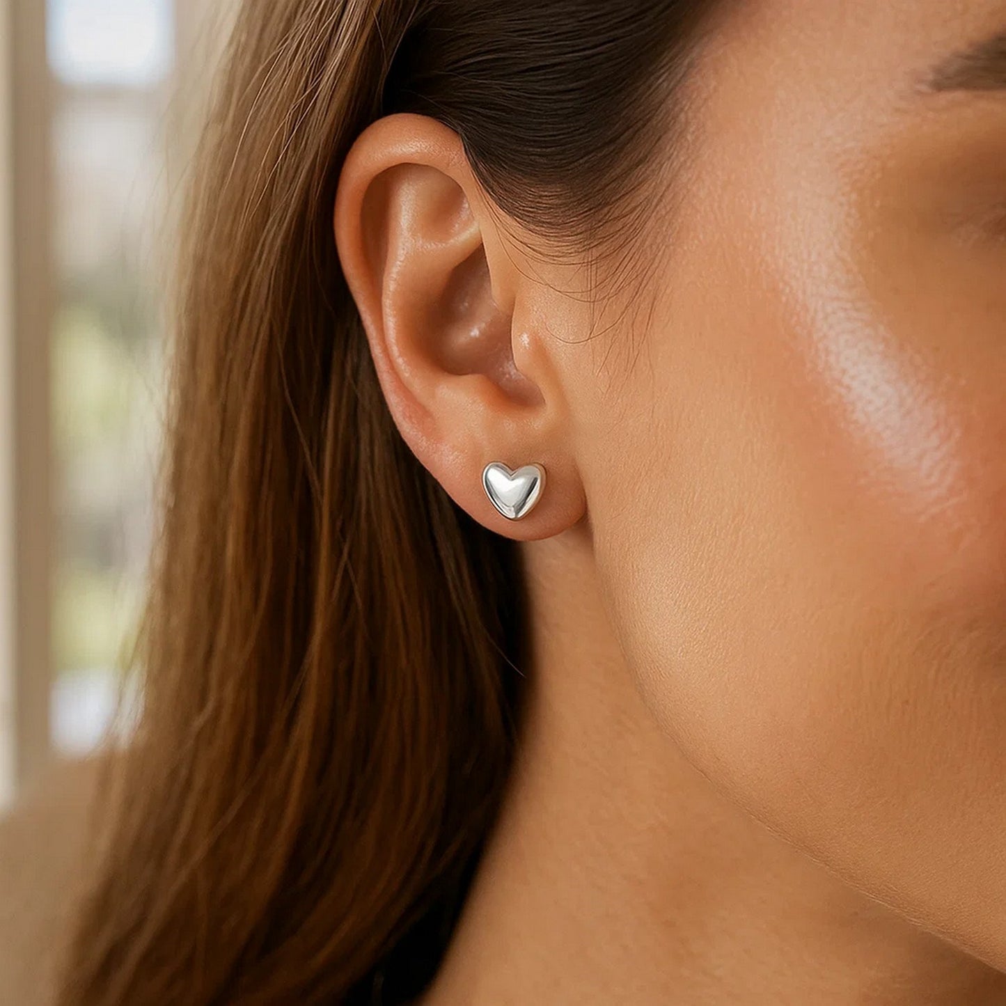 Peelerie jewelry piece in midnight luxury editorial product photo, high-contrast studio lighting