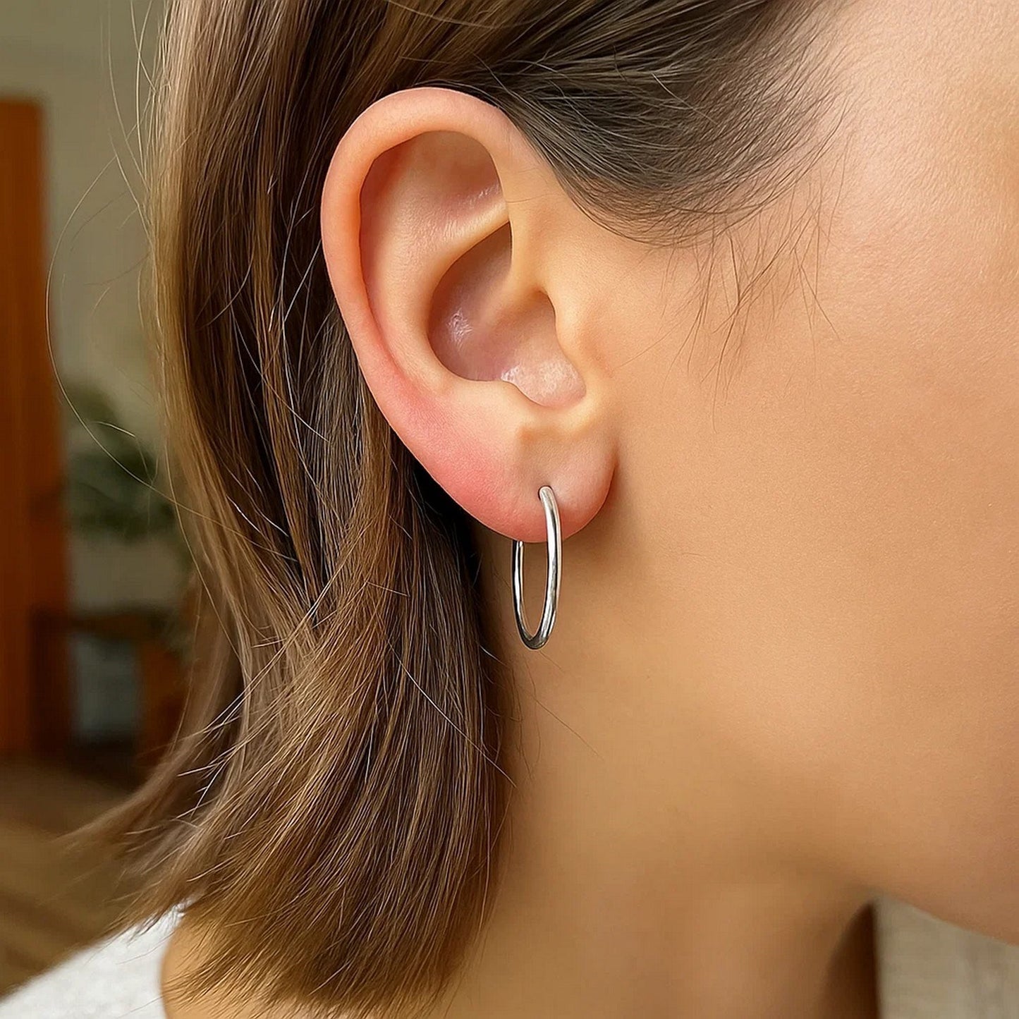 Peelerie jewelry piece in midnight luxury editorial product photo, high-contrast studio lighting