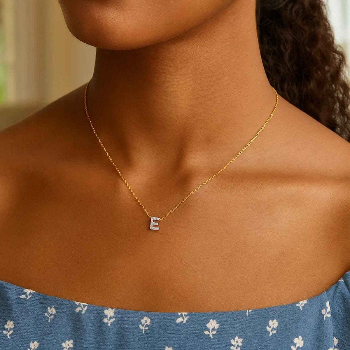 14k yellow gold pendant necklace set with diamonds