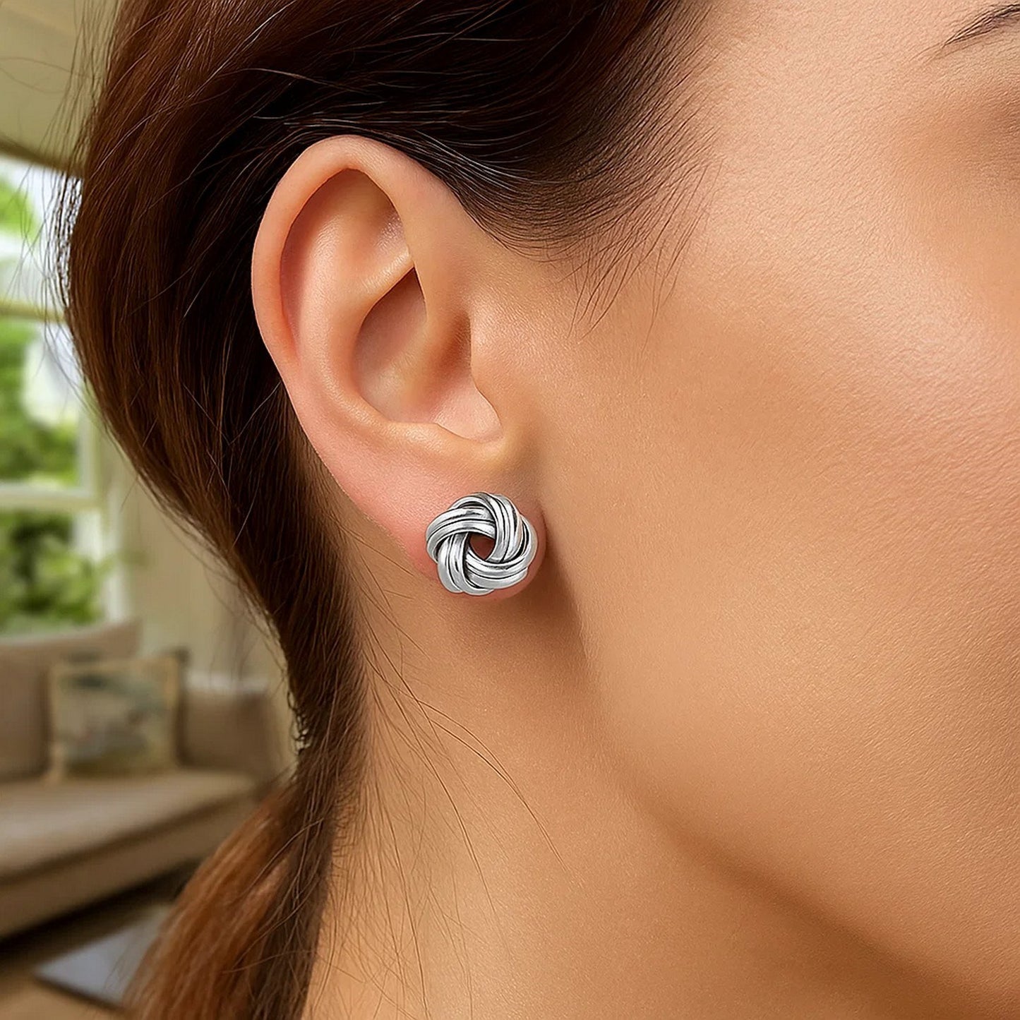 Peelerie jewelry piece in midnight luxury editorial product photo, high-contrast studio lighting