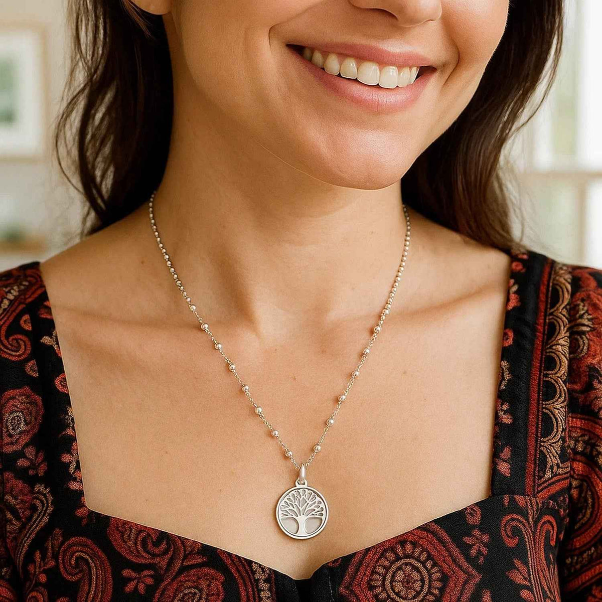 Sterling silver, rhodium plated pendant necklace