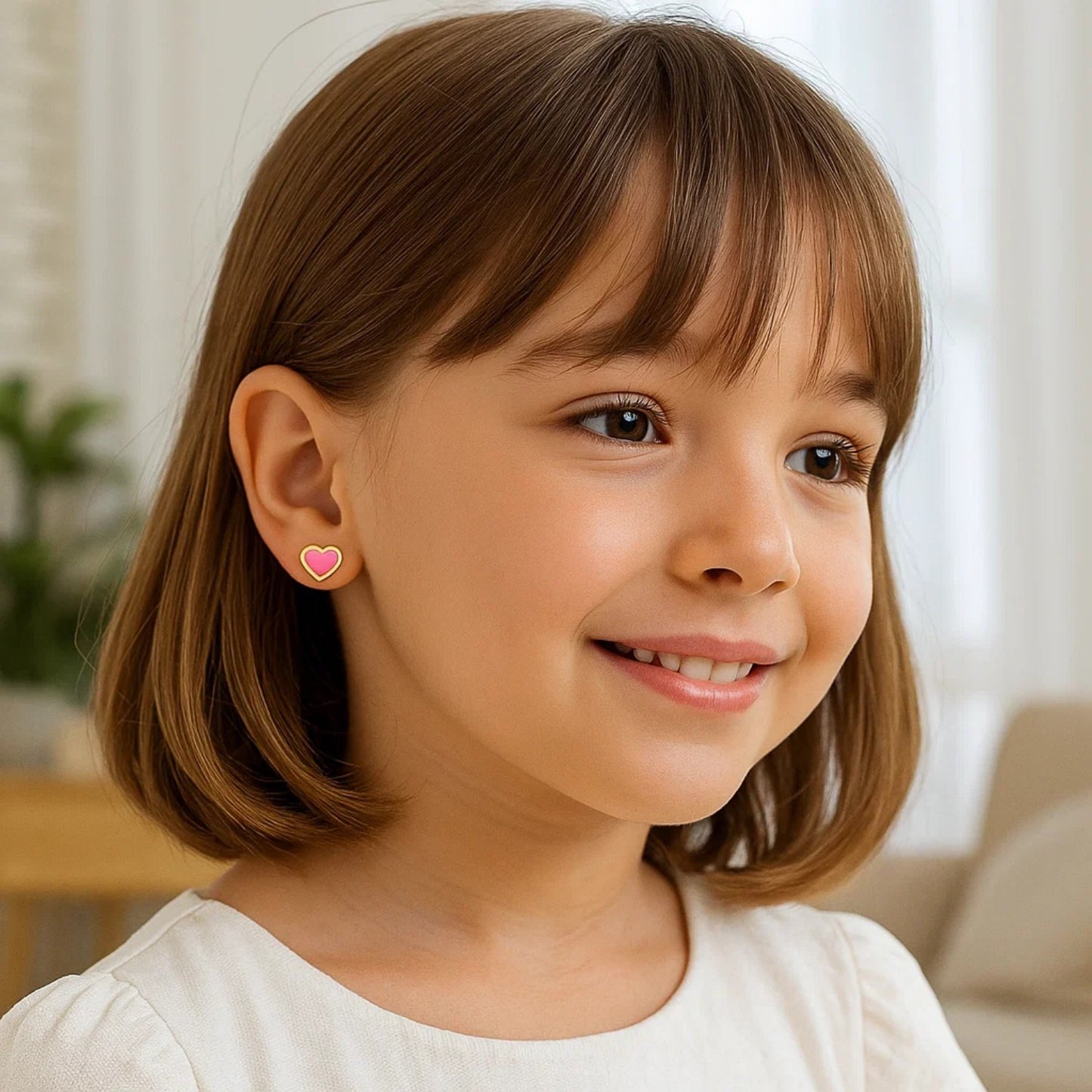 Peelerie jewelry piece in midnight luxury editorial product photo, high-contrast studio lighting