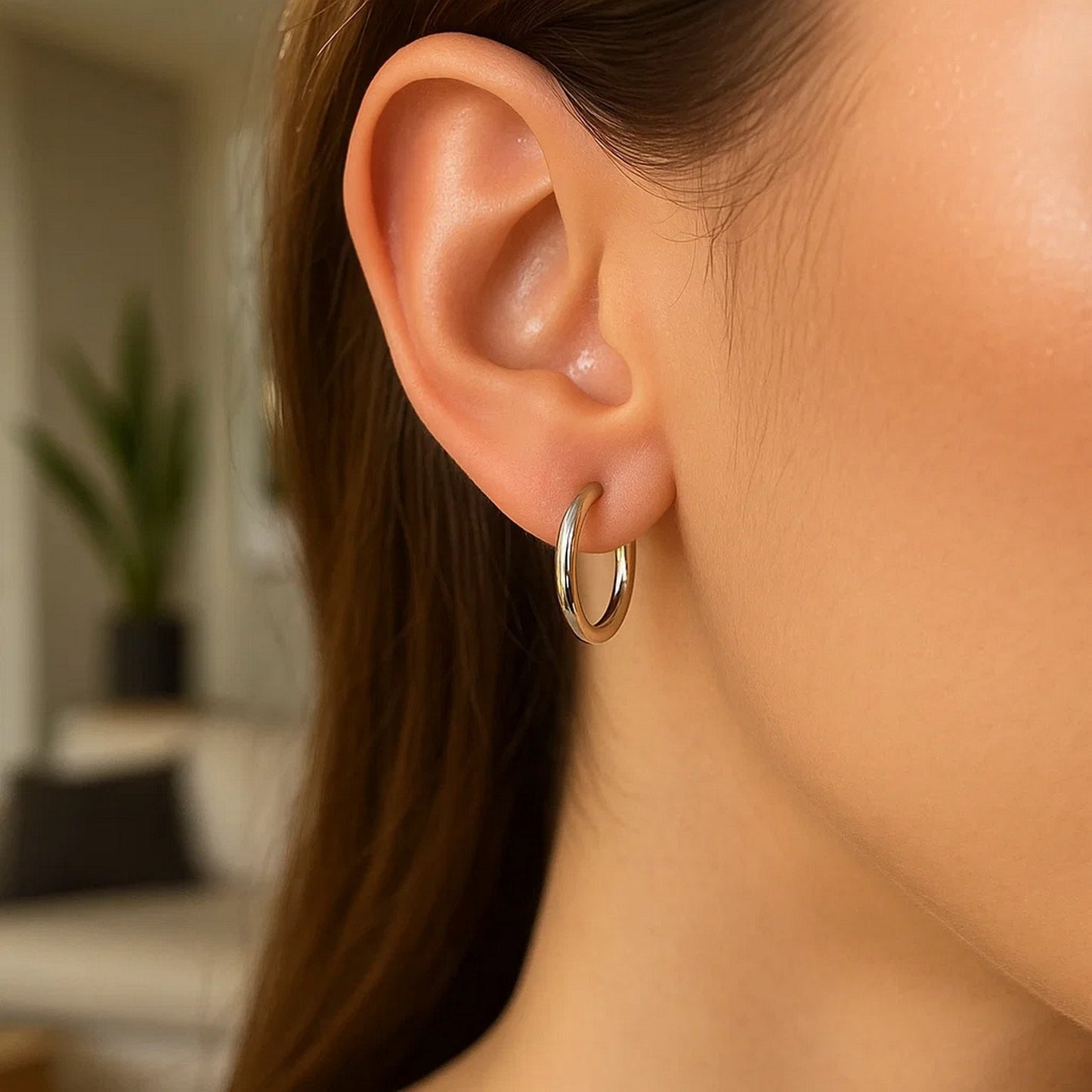 Polished Sterling Silver and Rhodium Plated Hoop Earrings (2x15mm) - Peelerie