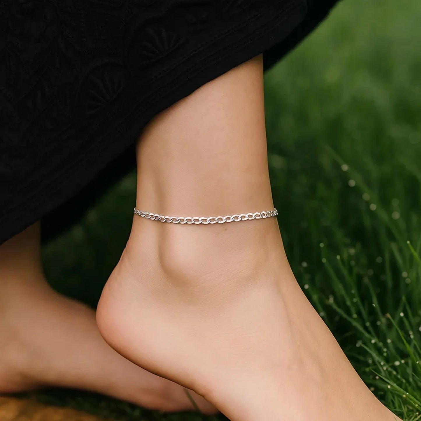 2.6mm 14k White Gold Curb Link Anklet - Peelerie