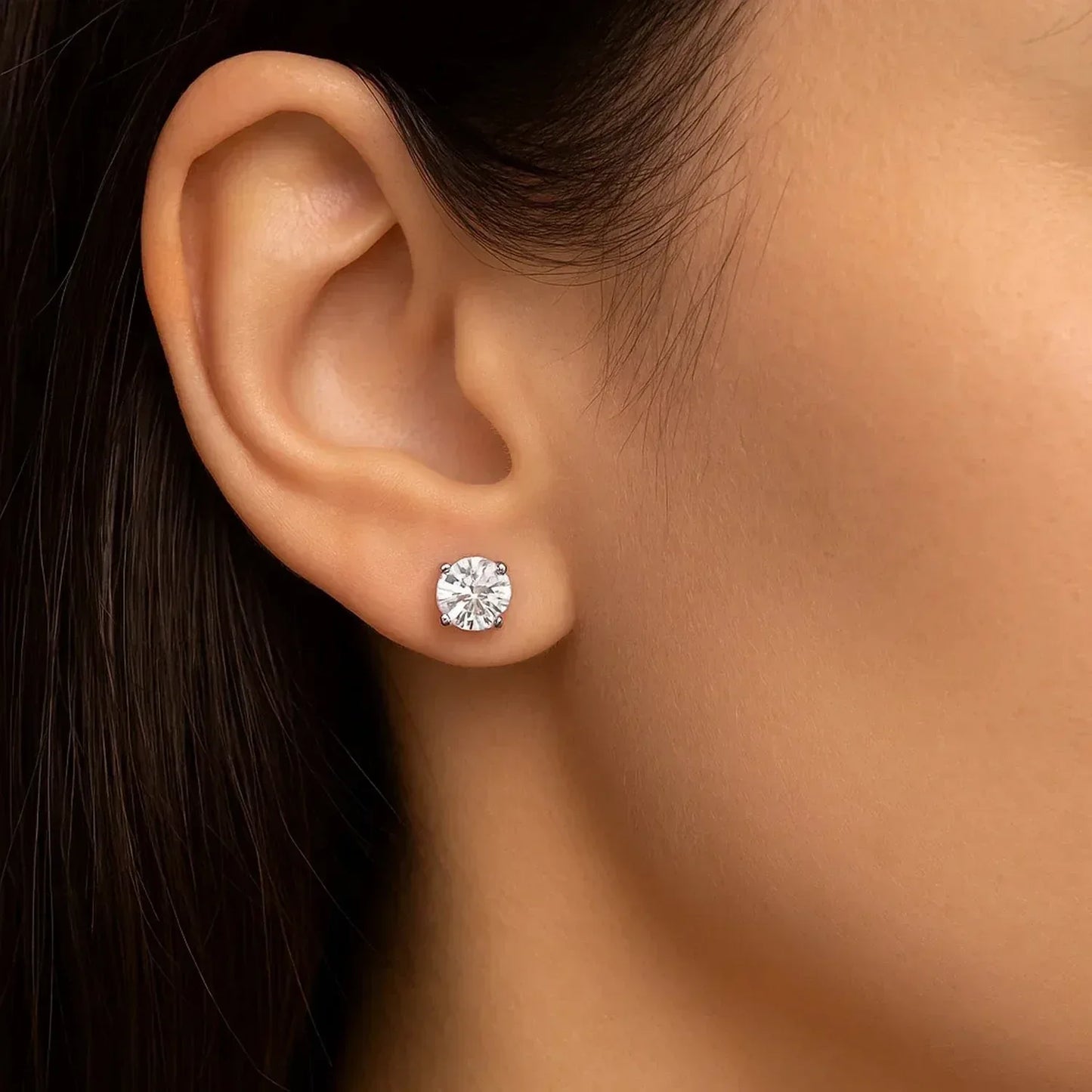 Sterling Silver Stud Earrings with White Hue Faceted Cubic Zirconia(5mm) - Peelerie