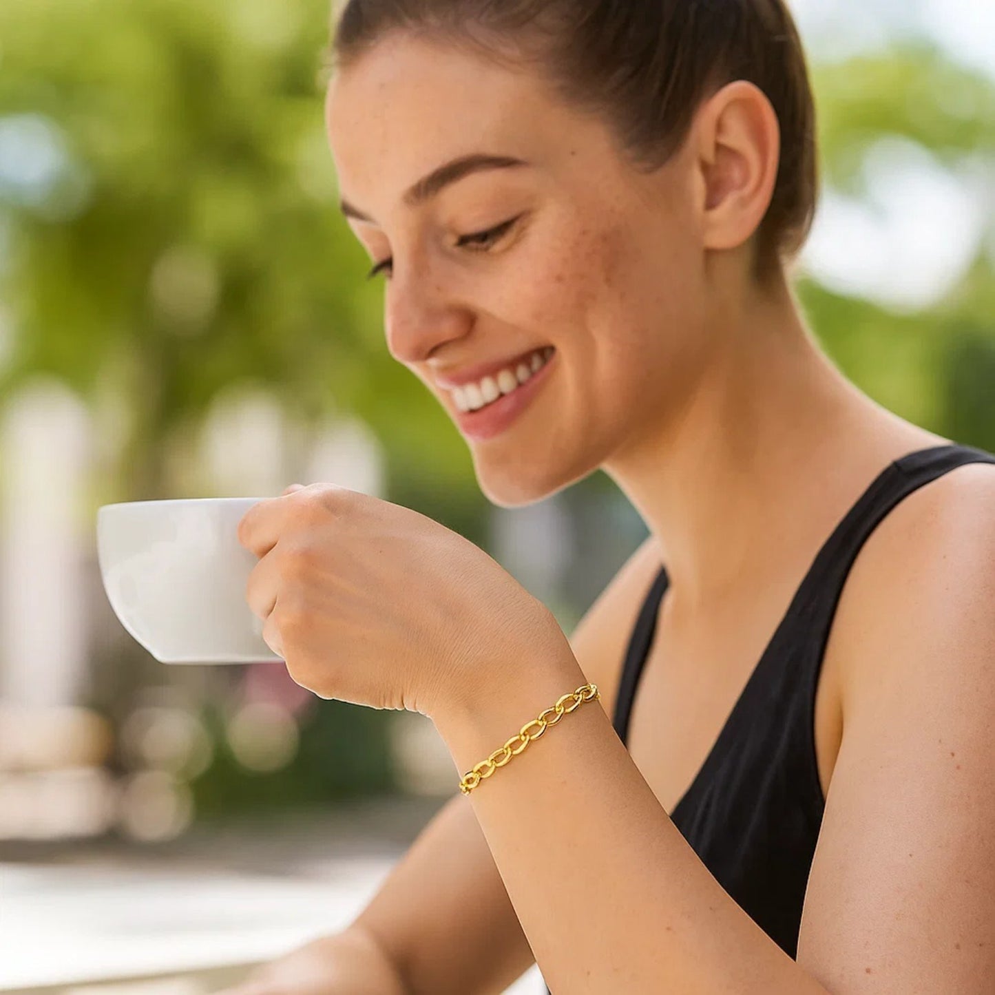 14k Yellow Gold Cable Chain Style Bracelet (6.35 mm)