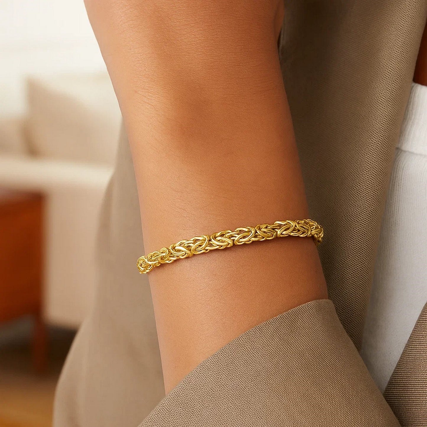 14k Yellow Gold Byzantine Link Shiny Bracelet (6.00 mm)