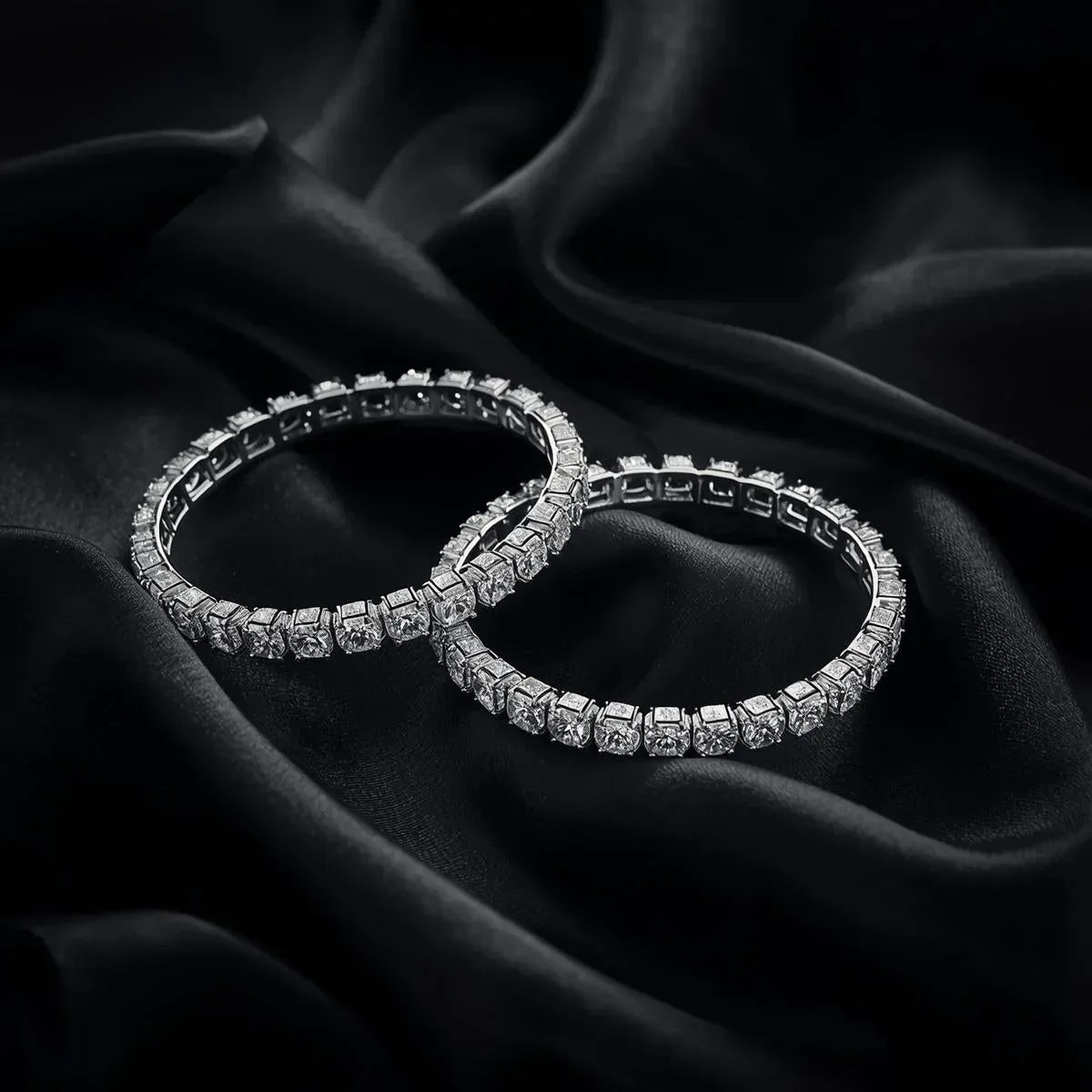 New In Diamond Bracelets - Peelerie