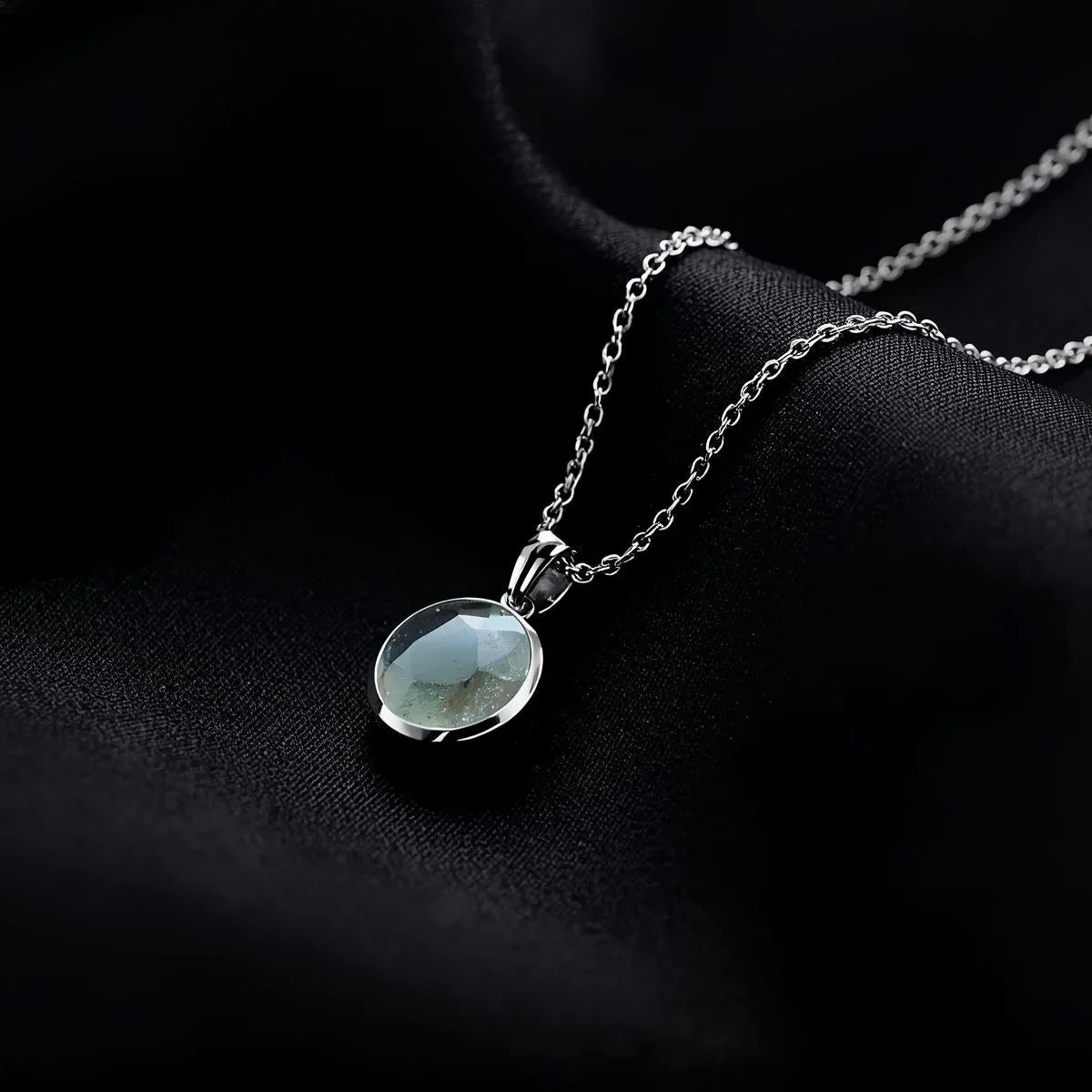 New In Silver Pendants - Peelerie