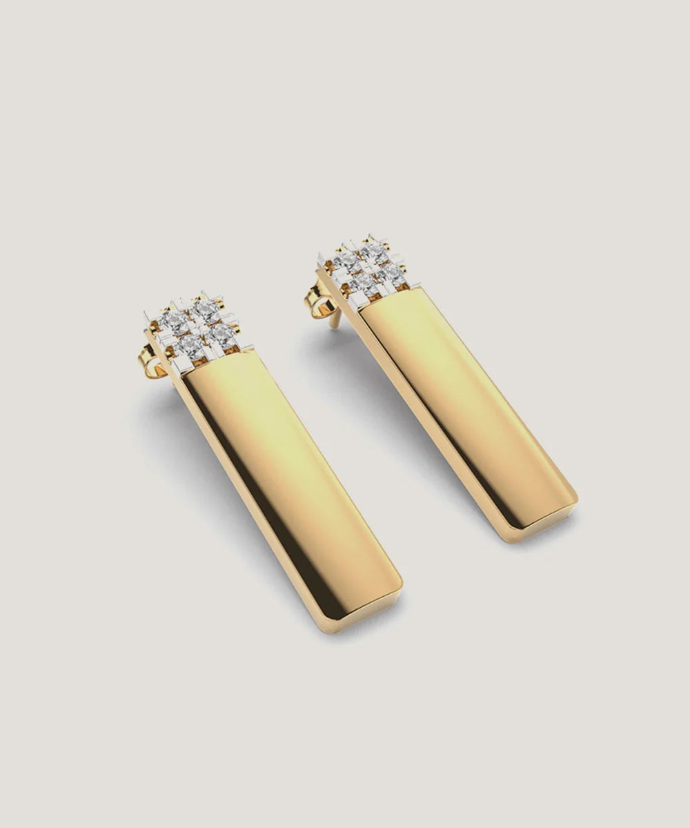 Peelerie jewelry piece in midnight luxury editorial product photo, high-contrast studio lighting