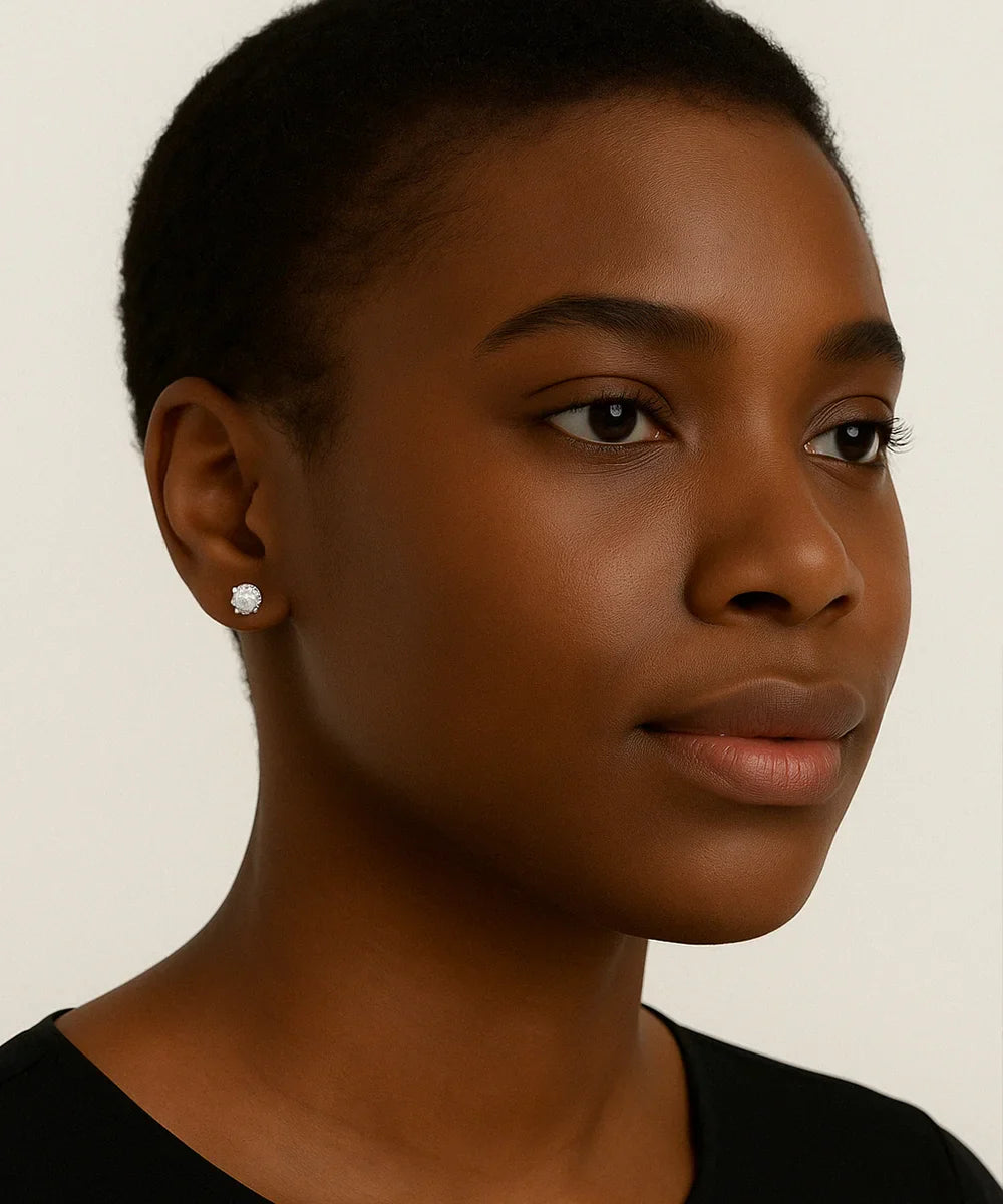 Peelerie jewelry piece in midnight luxury editorial product photo, high-contrast studio lighting