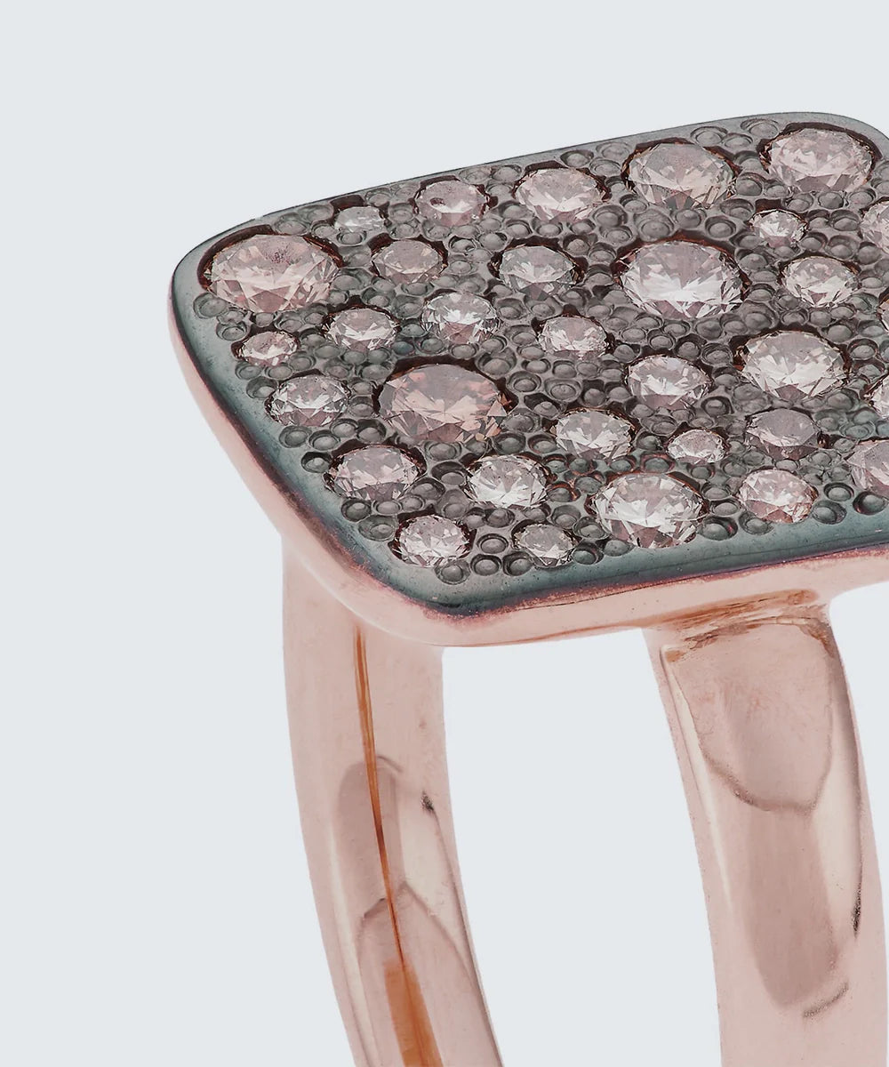 Peelerie jewelry piece in midnight luxury editorial product photo, high-contrast studio lighting