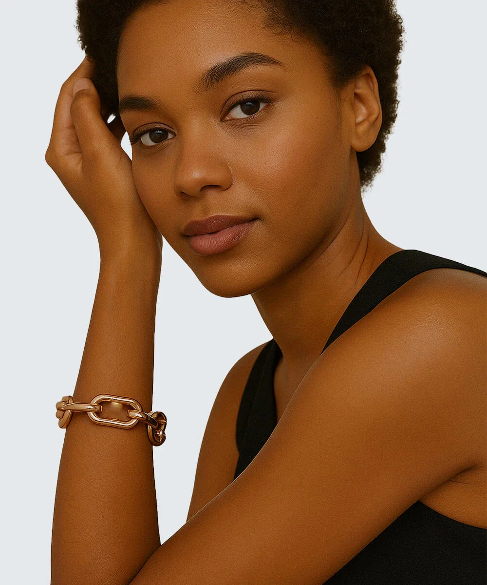 Peelerie jewelry piece in midnight luxury editorial product photo, high-contrast studio lighting