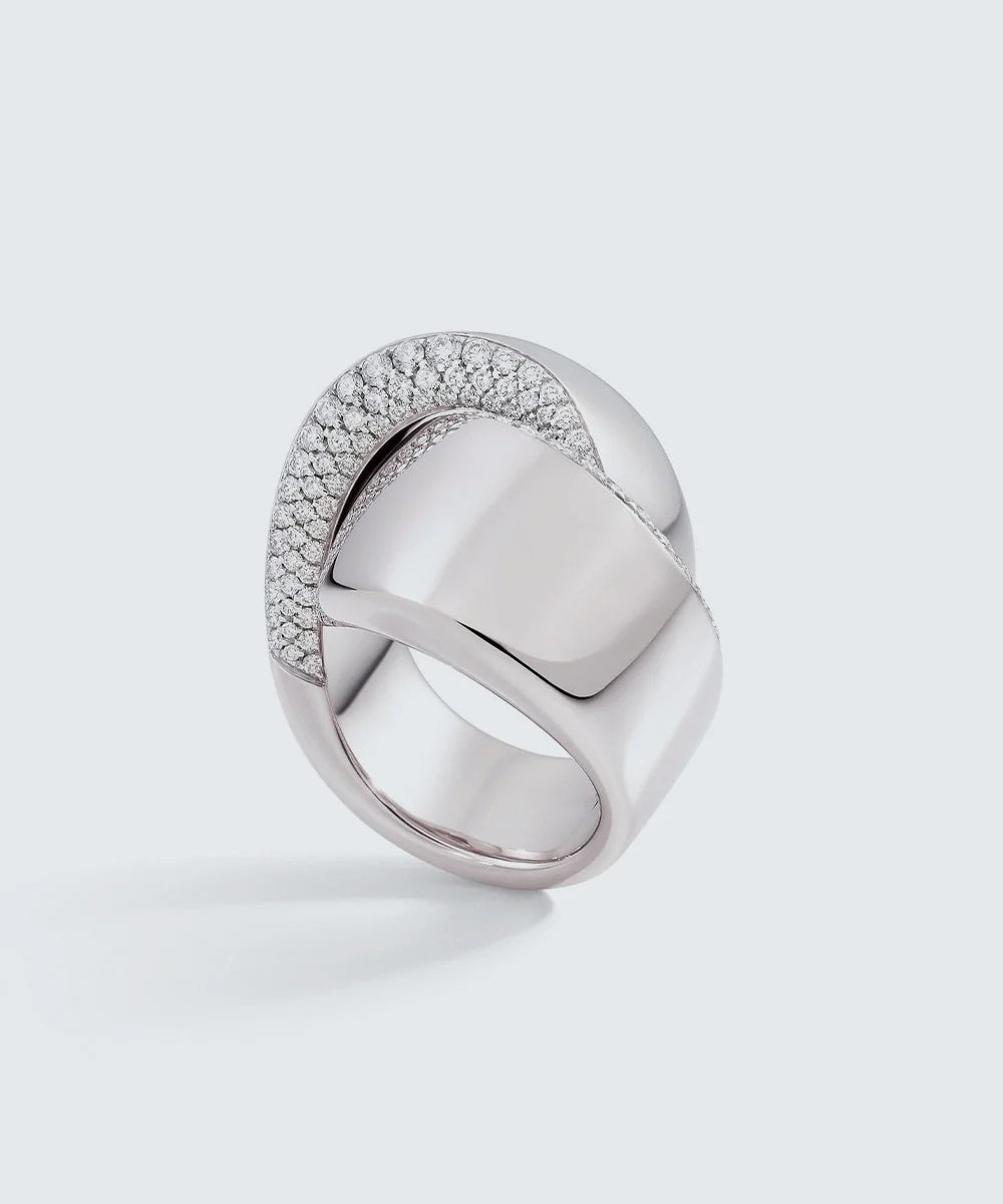 Peelerie jewelry piece in midnight luxury editorial product photo, high-contrast studio lighting