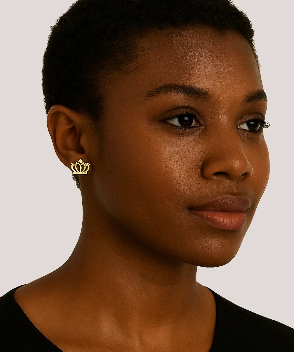 Peelerie jewelry piece in midnight luxury editorial product photo, high-contrast studio lighting