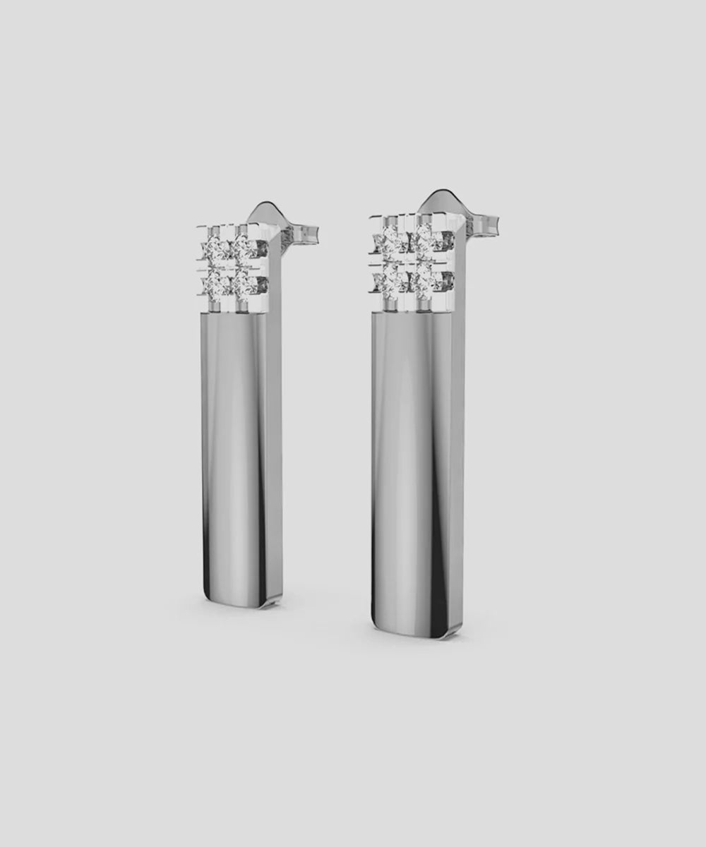 Peelerie jewelry piece in midnight luxury editorial product photo, high-contrast studio lighting