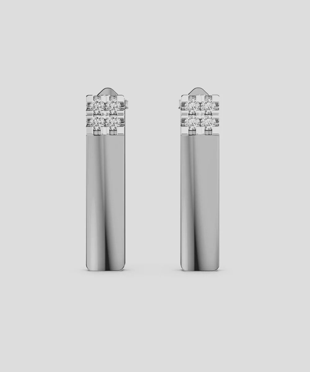 Peelerie jewelry piece in midnight luxury editorial product photo, high-contrast studio lighting