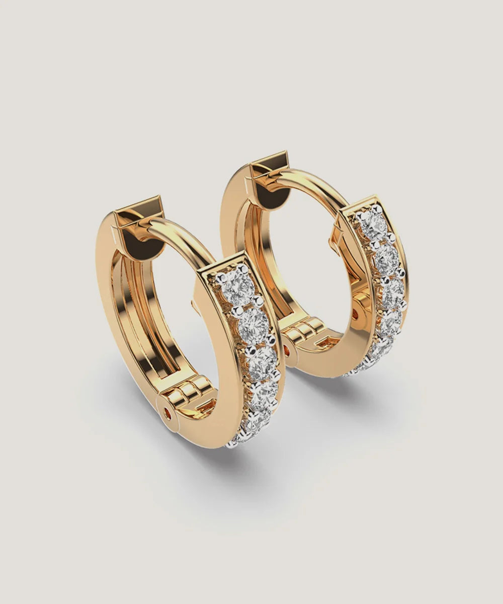 Peelerie jewelry piece in midnight luxury editorial product photo, high-contrast studio lighting