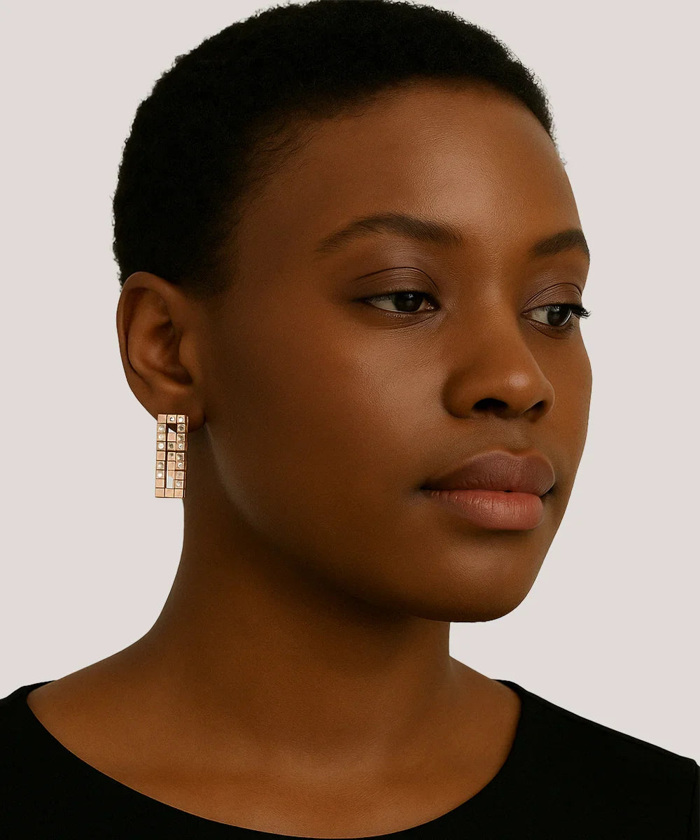 Peelerie jewelry piece in midnight luxury editorial product photo, high-contrast studio lighting