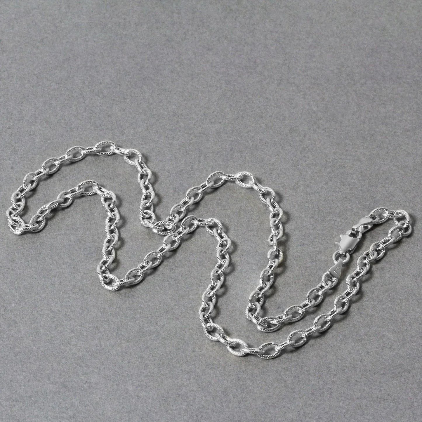 14k White Gold Pendant Chain with Textured Links (2.90 mm) - Peelerie