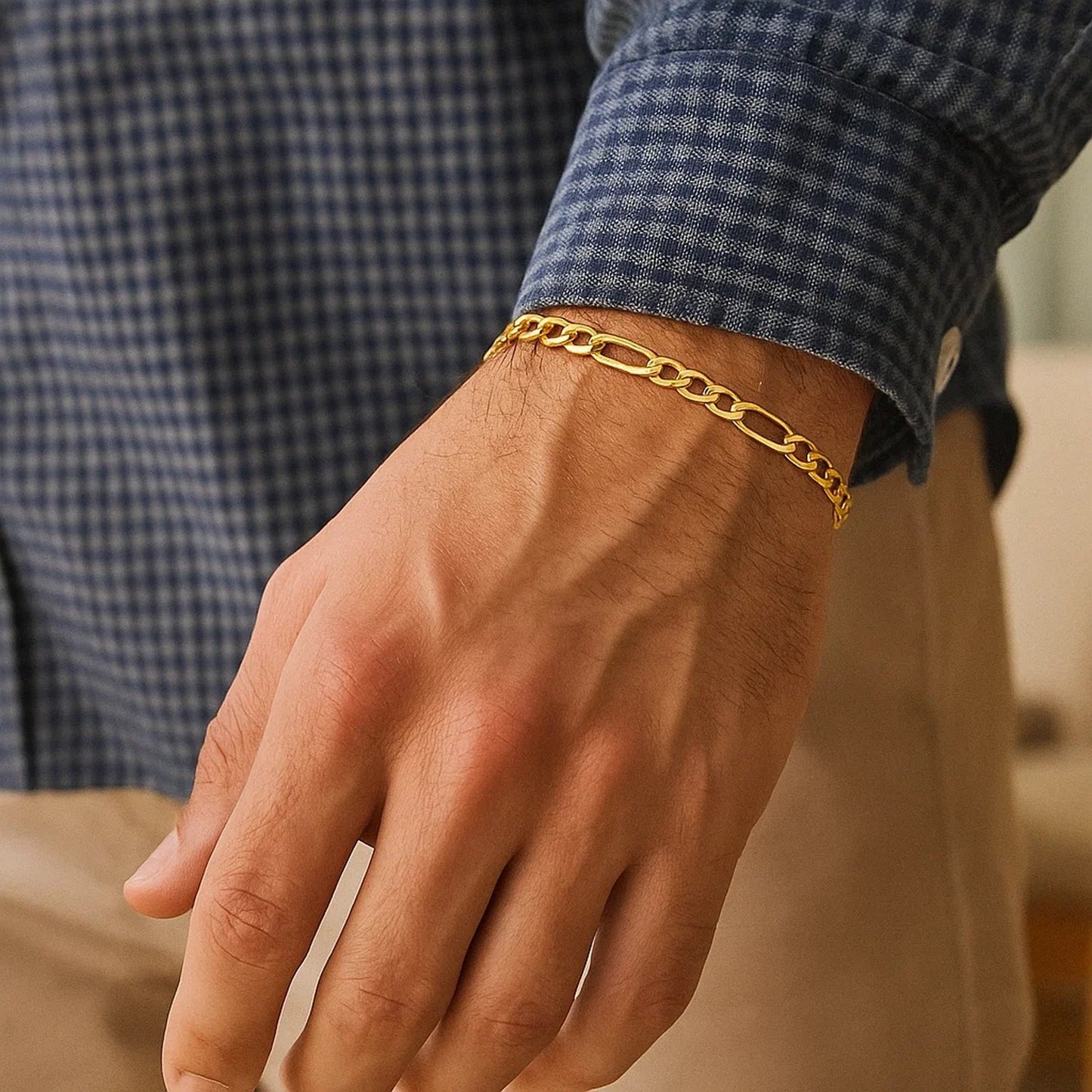 14k Yellow Gold Solid Figaro Bracelet (4.50 mm)