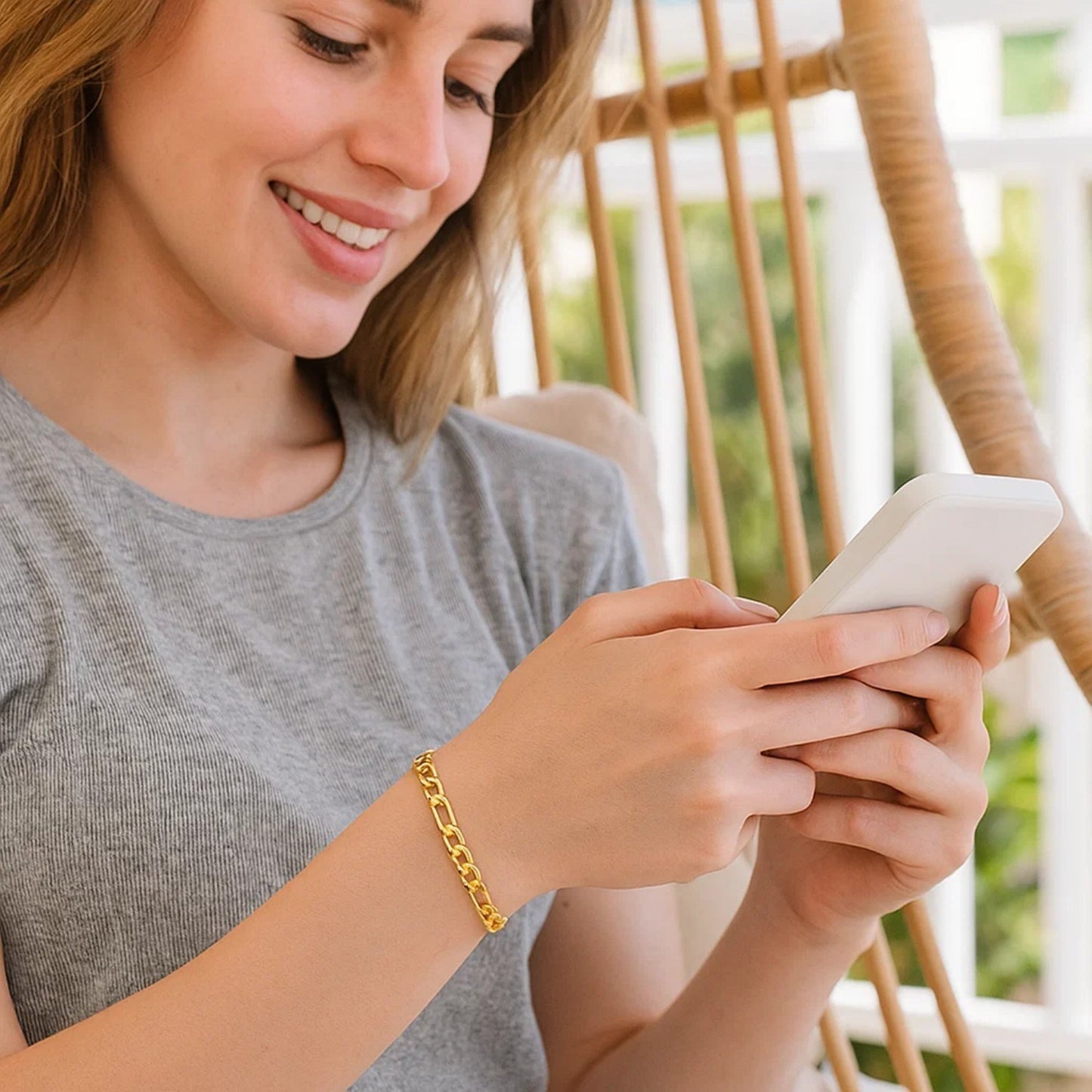 14k Yellow Gold Solid Figaro Bracelet (4.50 mm)