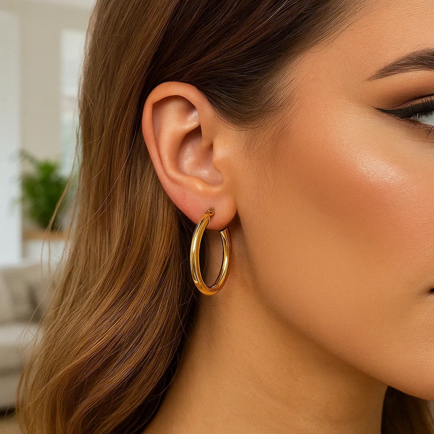 Peelerie jewelry piece in midnight luxury editorial product photo, high-contrast studio lighting