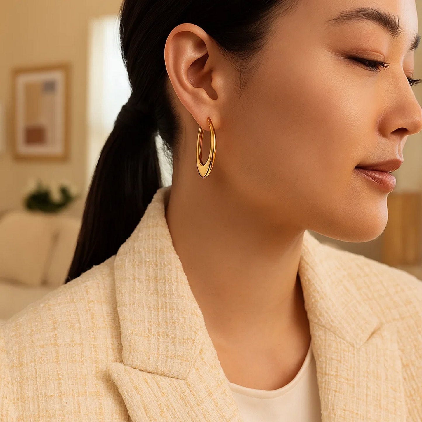 Peelerie jewelry piece in midnight luxury editorial product photo, high-contrast studio lighting