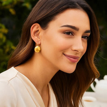 Peelerie jewelry piece in midnight luxury editorial product photo, high-contrast studio lighting