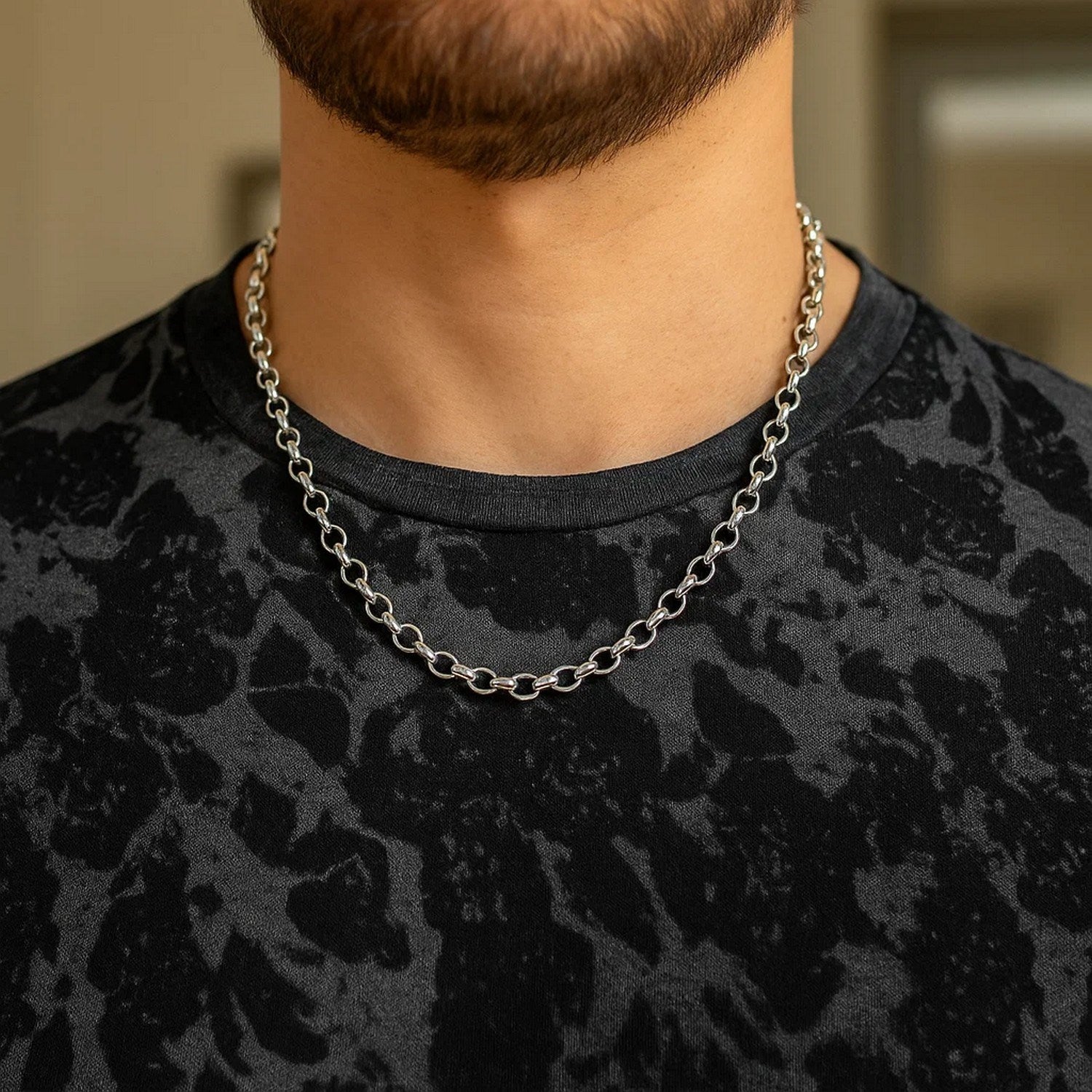 Peelerie jewelry piece in midnight luxury editorial product photo, high-contrast studio lighting