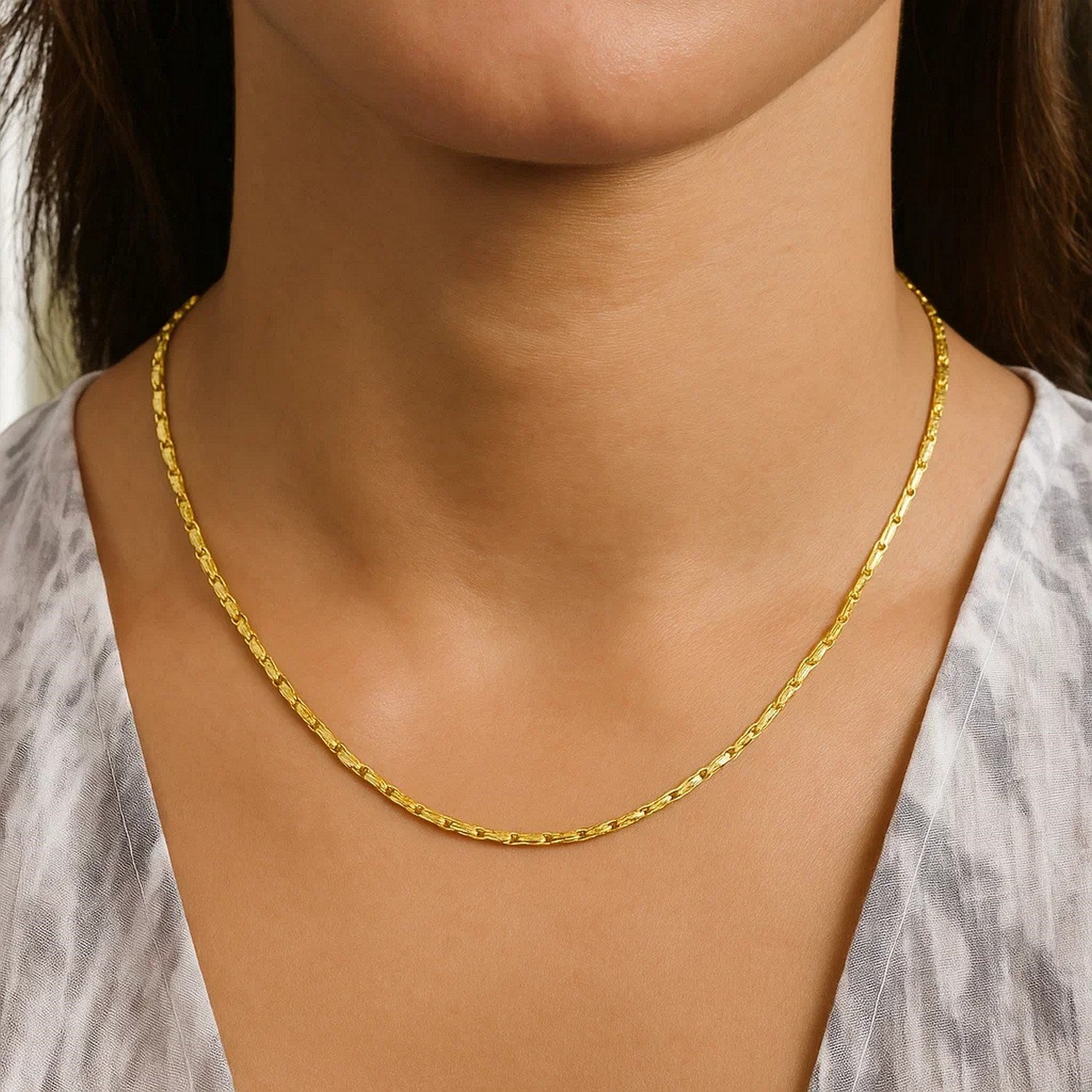 Peelerie jewelry piece in midnight luxury editorial product photo, high-contrast studio lighting