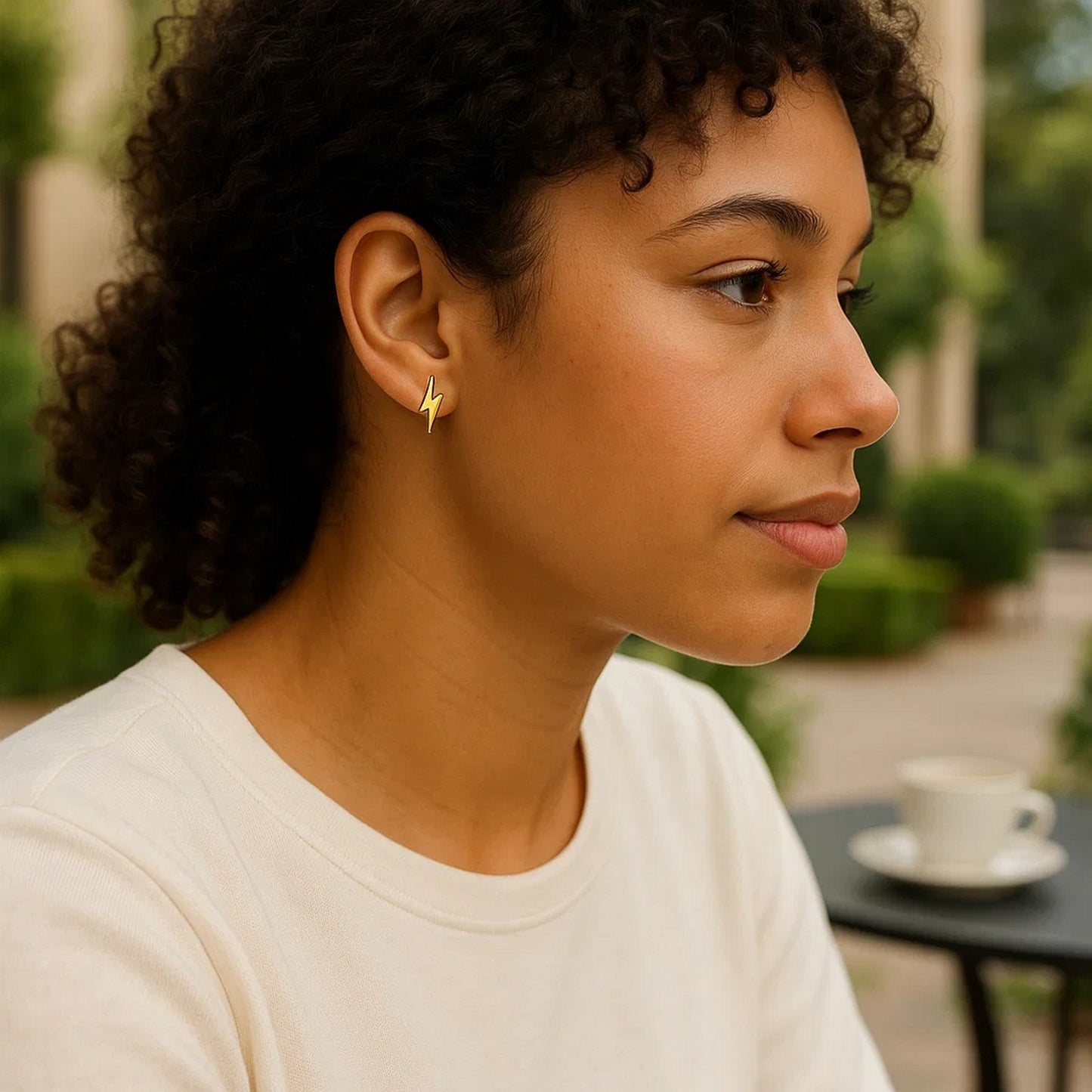 Peelerie jewelry piece in midnight luxury editorial product photo, high-contrast studio lighting