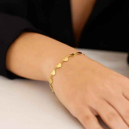 14k Yellow Gold 7 inch Mirrored Heart Chain Bracelet (5.00 mm)