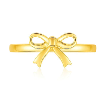 Peelerie jewelry piece in midnight luxury editorial product photo, high-contrast studio lighting