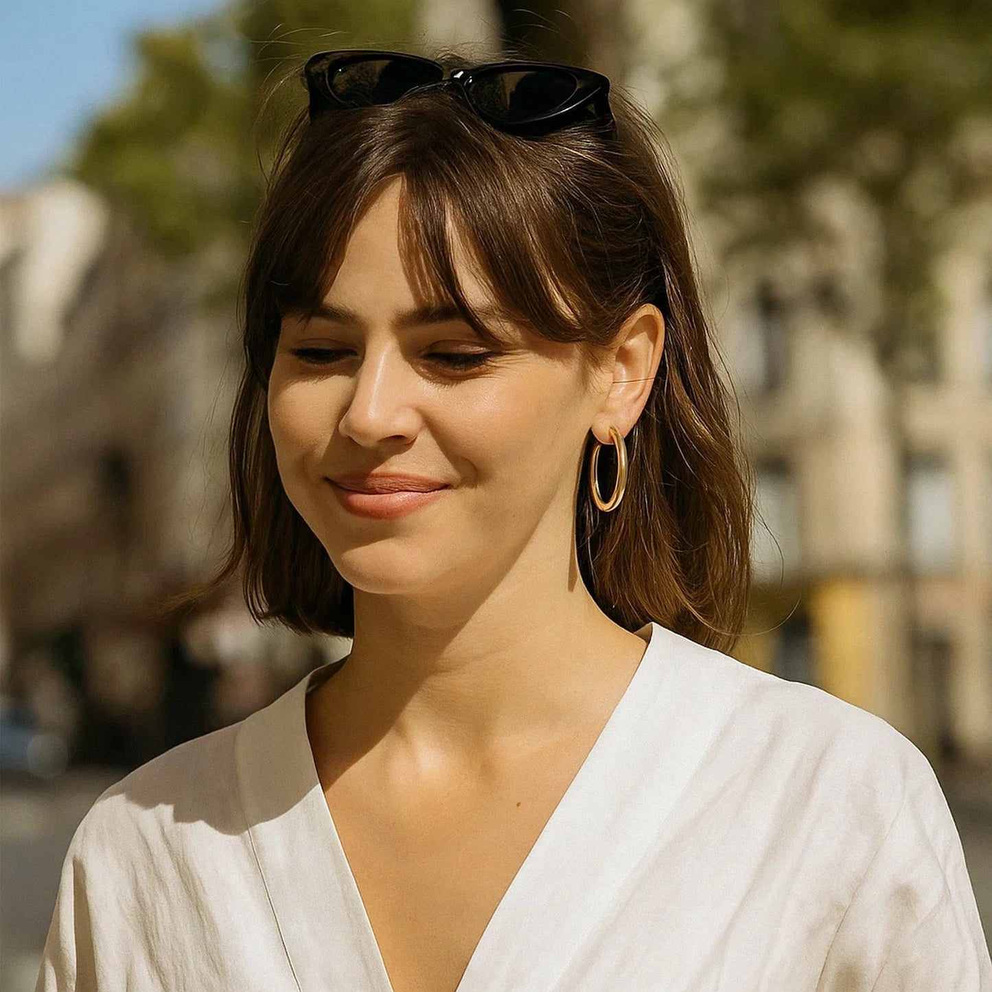 Peelerie jewelry piece in midnight luxury editorial product photo, high-contrast studio lighting