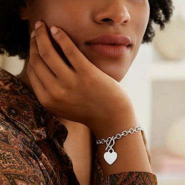Sterling Silver Rhodium Plated Rolo Chain Bracelet with a Heart Charm (6.00 mm)