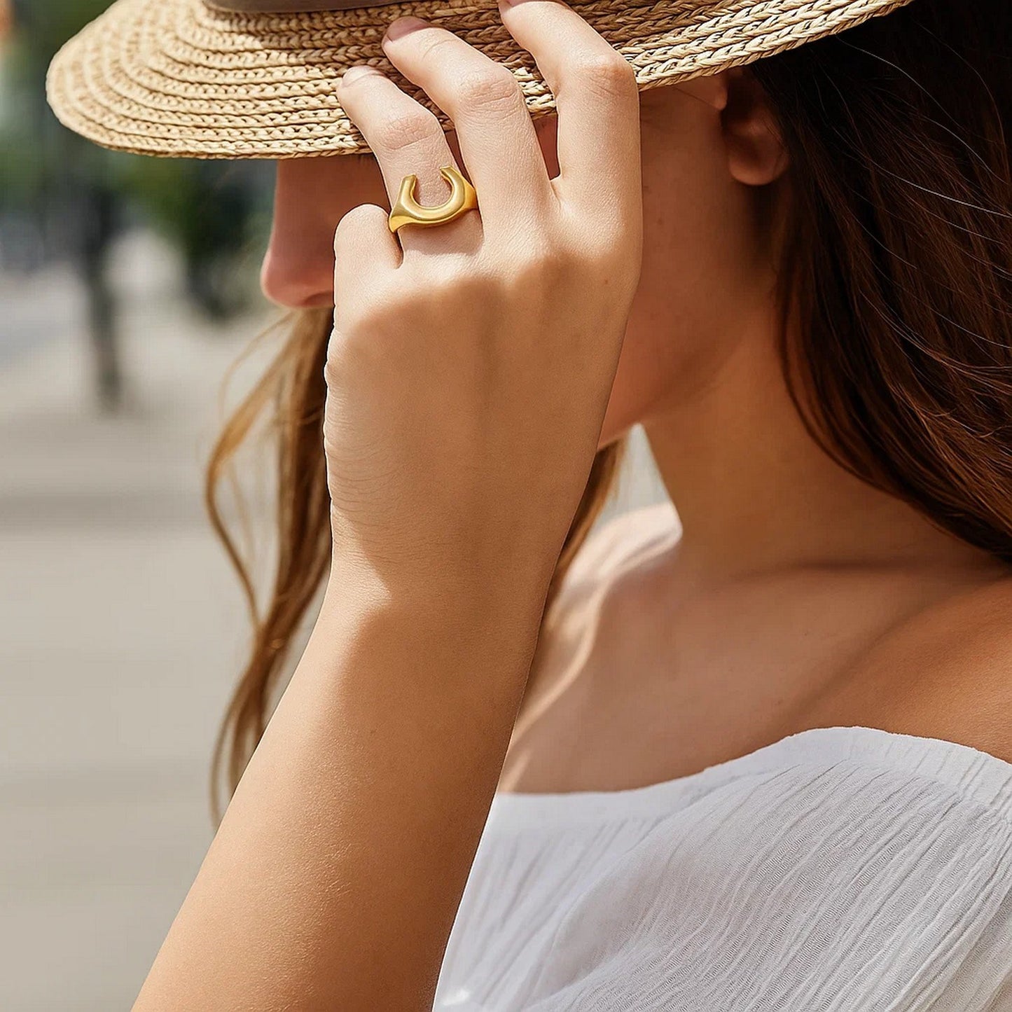 Peelerie jewelry piece in midnight luxury editorial product photo, high-contrast studio lighting