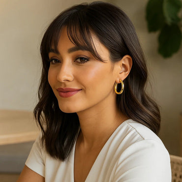 Peelerie jewelry piece in midnight luxury editorial product photo, high-contrast studio lighting