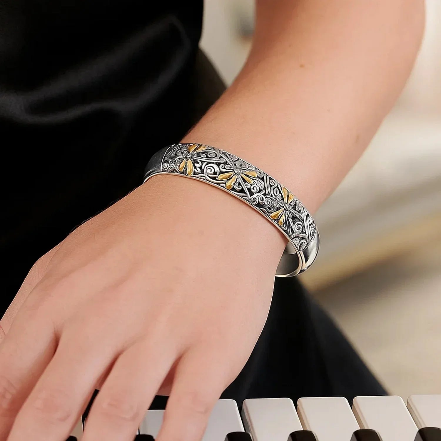 18k Yellow Gold and Sterling Silver Cuff with Dragonfly and Flourishes(12.70 mm) - Peelerie