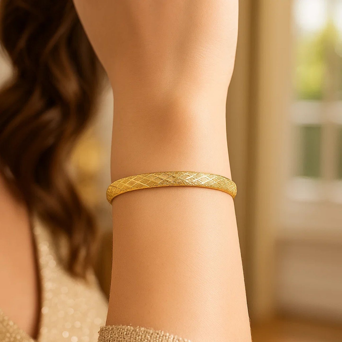 14k Yellow Gold Diamond Carved Bangle (6.00 mm)