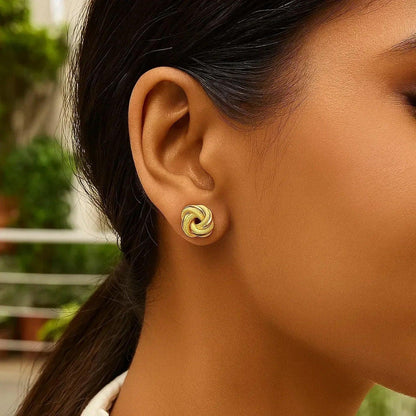 14k yellow gold stud earrings