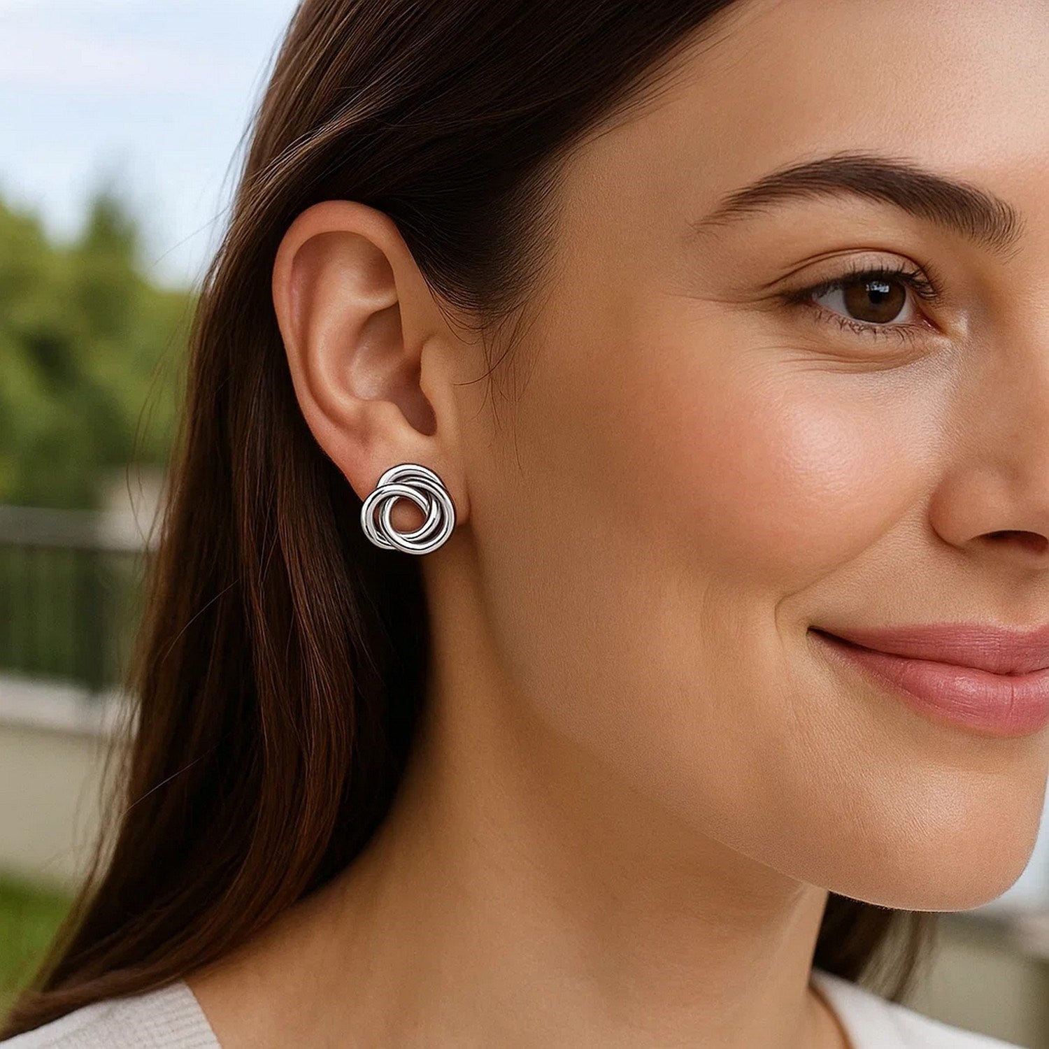 Peelerie jewelry piece in midnight luxury editorial product photo, high-contrast studio lighting