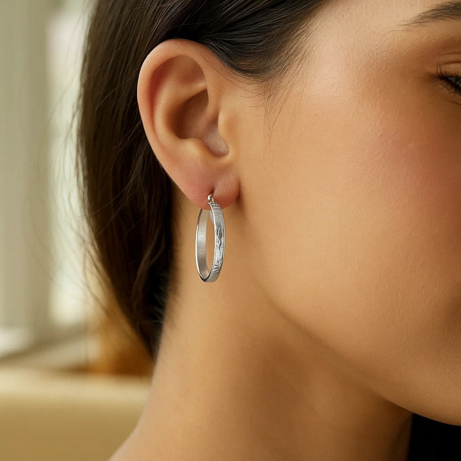 Peelerie jewelry piece in midnight luxury editorial product photo, high-contrast studio lighting