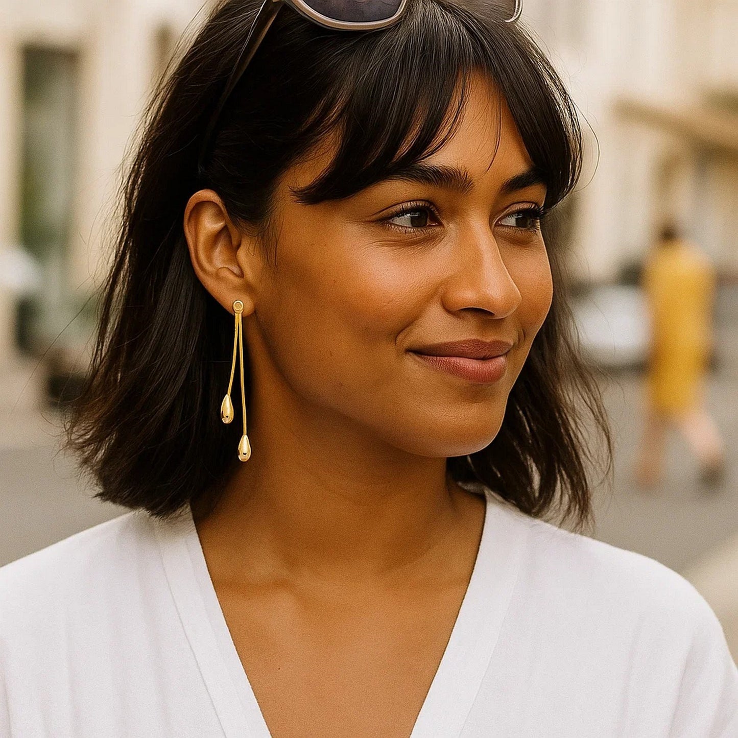 Peelerie jewelry piece in midnight luxury editorial product photo, high-contrast studio lighting