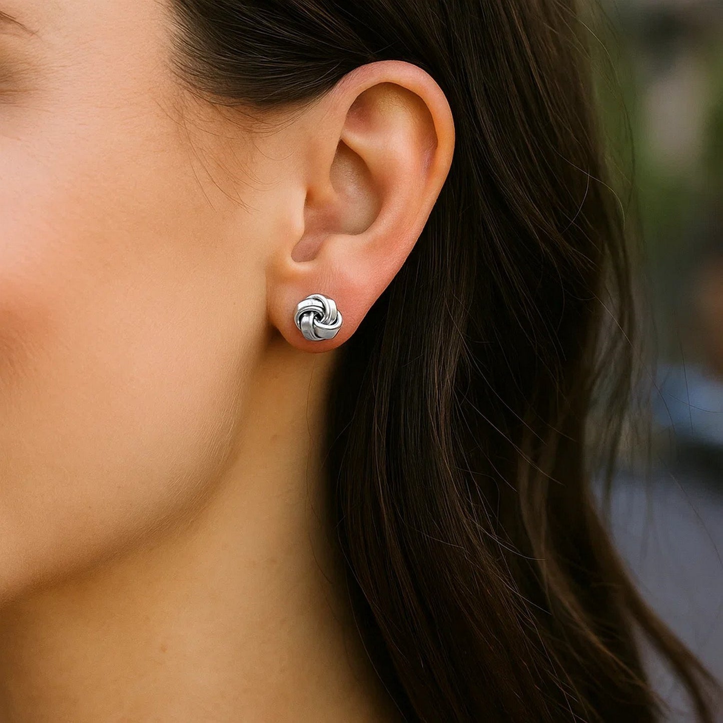 Peelerie jewelry piece in midnight luxury editorial product photo, high-contrast studio lighting