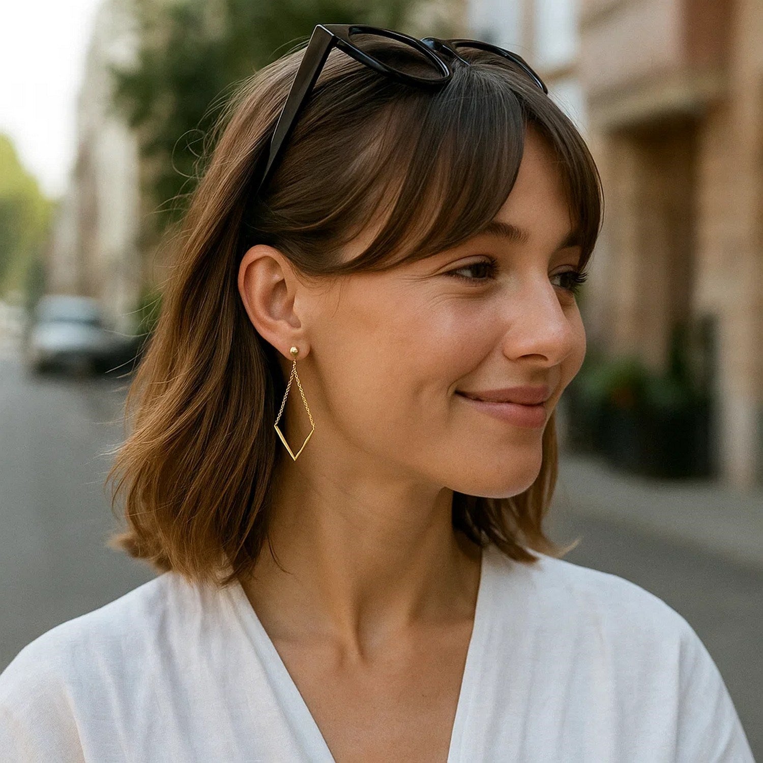 Peelerie jewelry piece in midnight luxury editorial product photo, high-contrast studio lighting