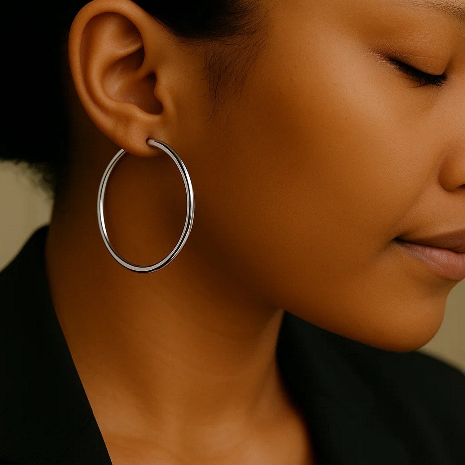 Peelerie jewelry piece in midnight luxury editorial product photo, high-contrast studio lighting